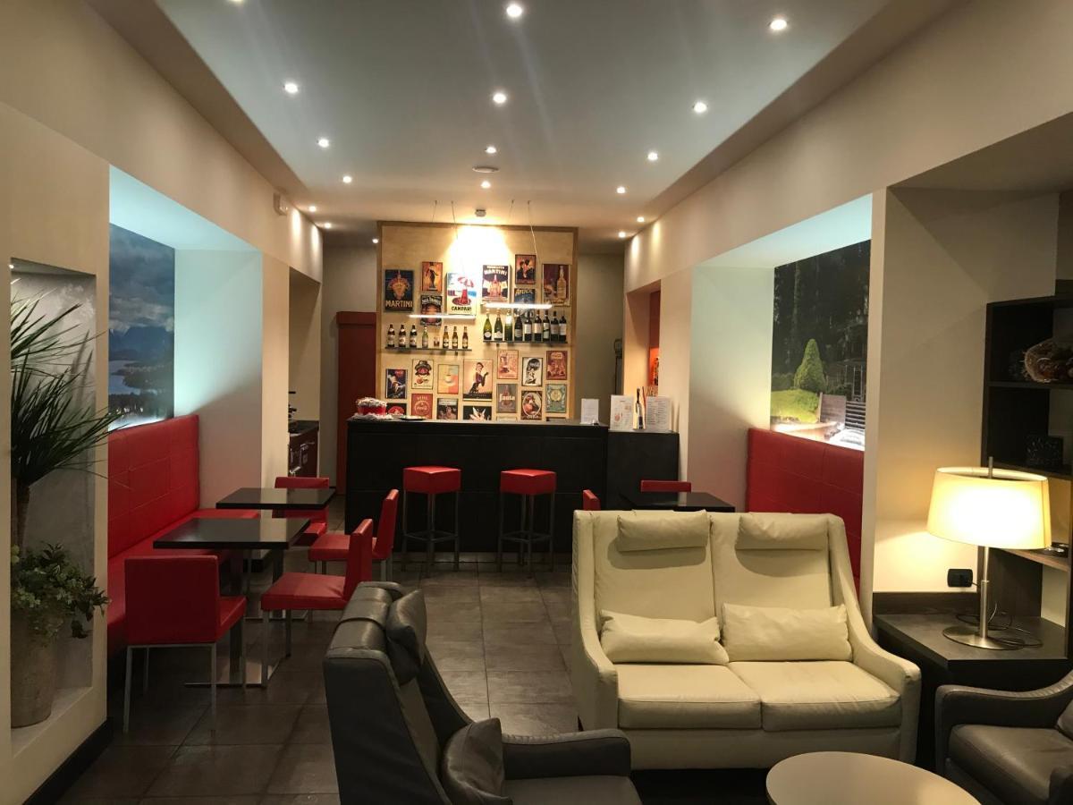 Bis Hotel Варезе Экстерьер фото